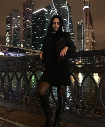 Молодая, сексуальная и страстная красотка приглашает в гости щедрого мужчину. Гарантирую незабываемые впечатления! 1850, 23 года