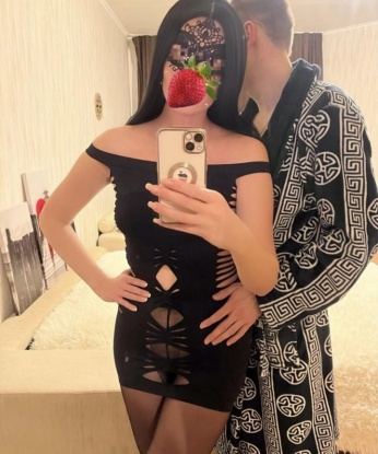 Я настрою тебя на волну сладострастия, погрузив в мир наслаждения и блаженства.
💋 Мои услуги включают классический и эротический массаж, французский куннилингус, горловой минет. У меня есть огромный выбор игрушек, костюмов и аксессуаров, чтобы сделать наше свидание незабываемым.
🔥 Я создам атмосферу релаксации, в которой будешь чувствовать себя уютно и желанным. Мои нежные прикосновения и ласки приведут тебя к невероятному оргазму.
📸 Мои фотографии настоящие, чтобы ты мог оценить мою красоту и сексуальность.
💭 Отзывы обо мне говорят о моей профессиональности, обходительности и деликатности в обслуживании клиентов.
🏢 Живу в Москве, буду рада пригласить тебя в свою уютную городскую квартиру для незабываемой встречи. Давай насладимся моментом вместе! 4178, 33 года